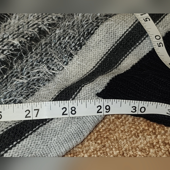 Great Northwest Indigo Black/Gray Striped Sweater Poncho Size Large - Picture 6 of 6